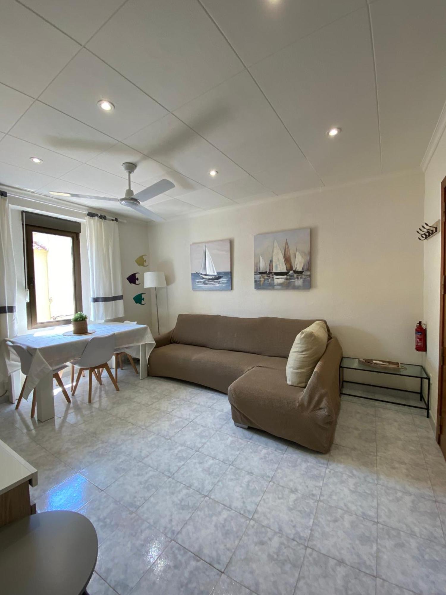 Apartaments Portbou Costa Brava Exterior foto